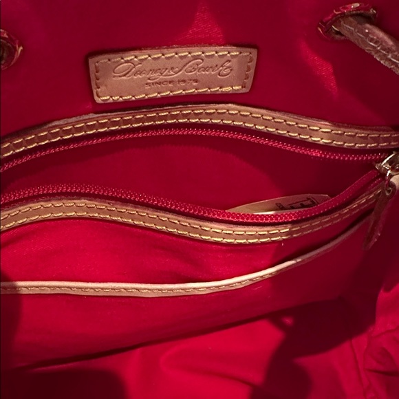 Floral Print Bucket Bag New with tags πβ₯οΈπ¦π¦πΎππππΈππΊ - Picture 14 of 17